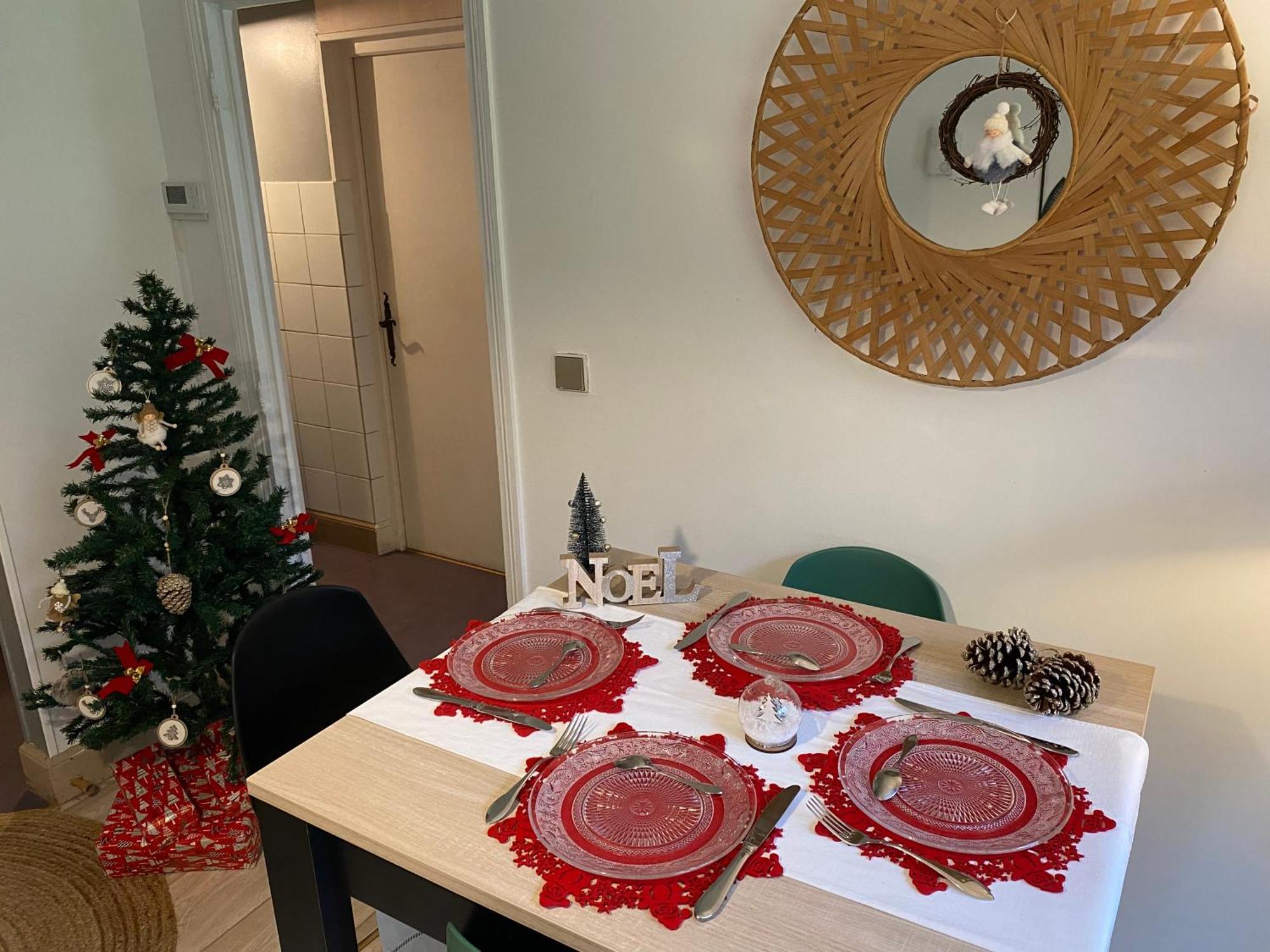 logement avec accès piscine Chaumont-sur-Tharonne Esterno foto